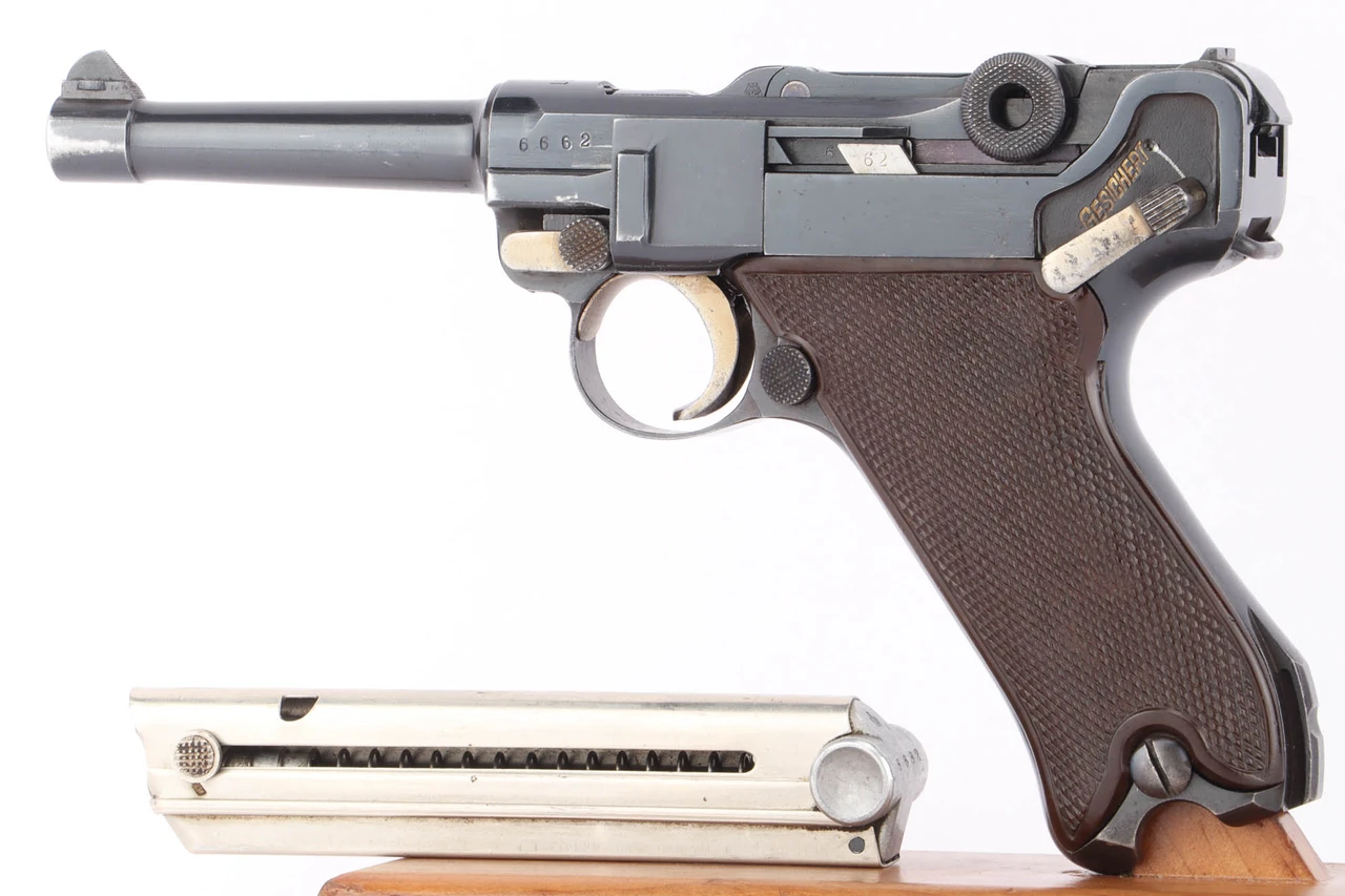 1936 Krieghoff Luger P.08 9mm - left side view with near-matching magazine