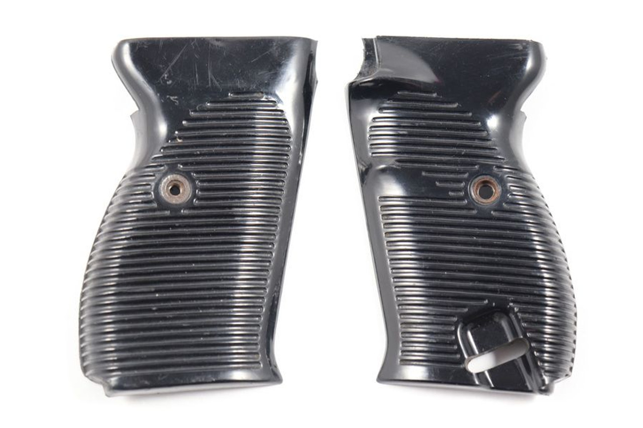 Late WW2 Polyamid P.38 Grips - 1