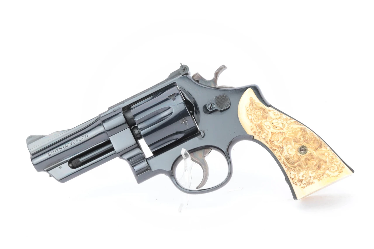1955 Smith & Wesson Pre-27 3.5 inch .357 Magnum - left side with dragon carved ivory grip