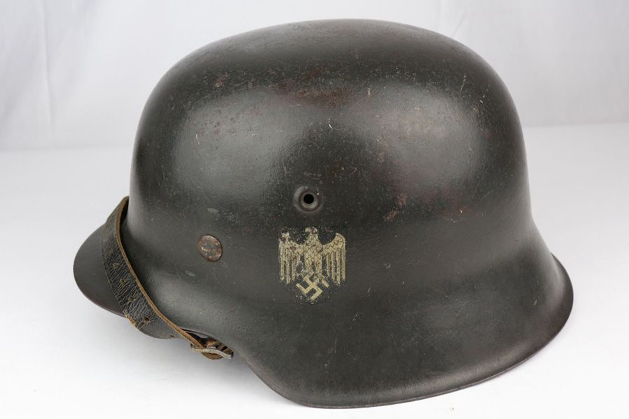 Single Decal M40 German Helmet - 1