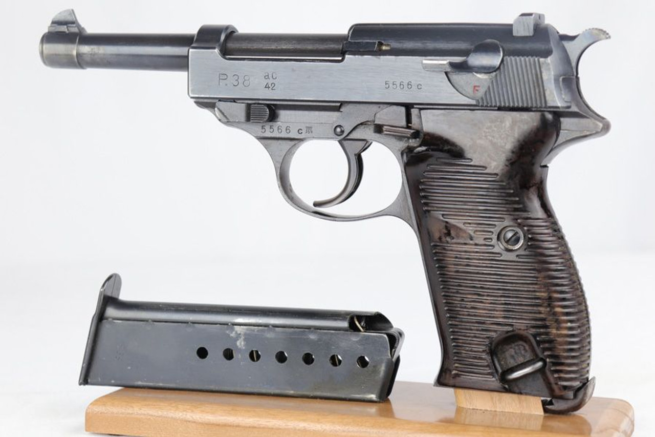 1942 Walther P.38 - Matching Magazine - 1