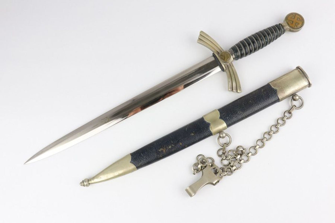 1st Model Luftwaffe Dagger & Chain - 1
