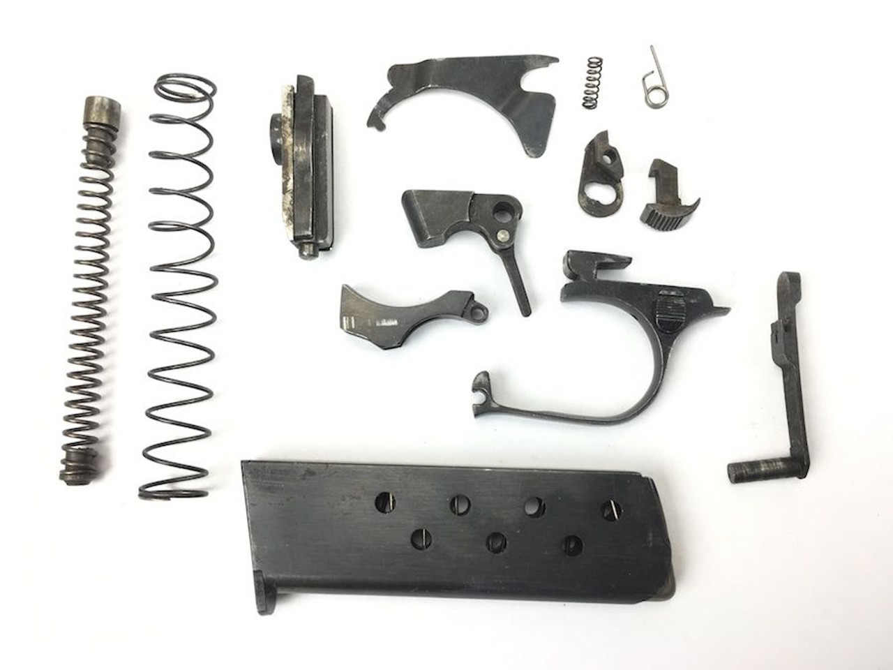 Walther Model 8 Magazine & Small Parts Kit - 1