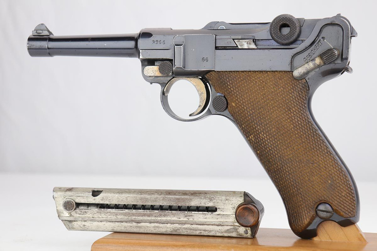 1913 DWM Luger - Matching Magazine - 1