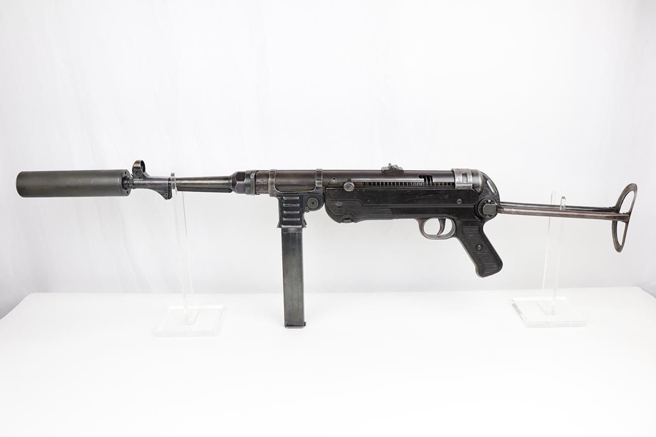 Scarce Nazi MP 40 - Semi-Auto - 1