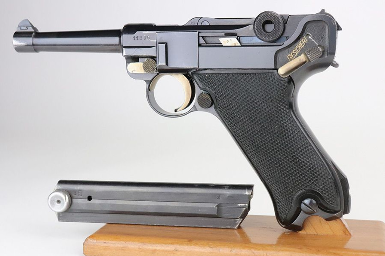 Rare, Exceptional 1942 Krieghoff Luger - Near Matching Magazine - 1