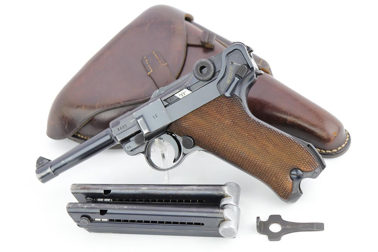 Excellent 1939 Mauser Luger Rig - Matching Magazine & Capture Doc - 1