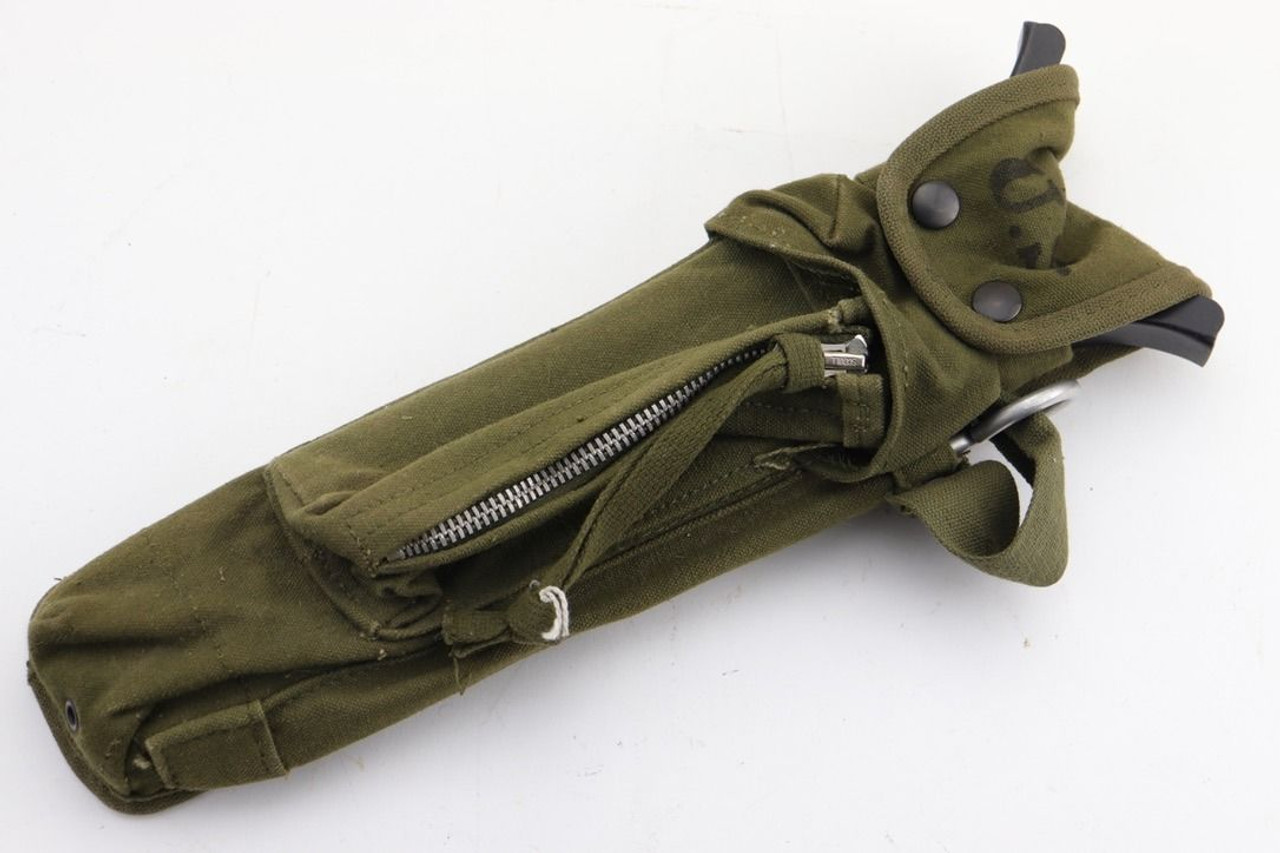 Colt M16 Bipod With XM3 Carry Case
