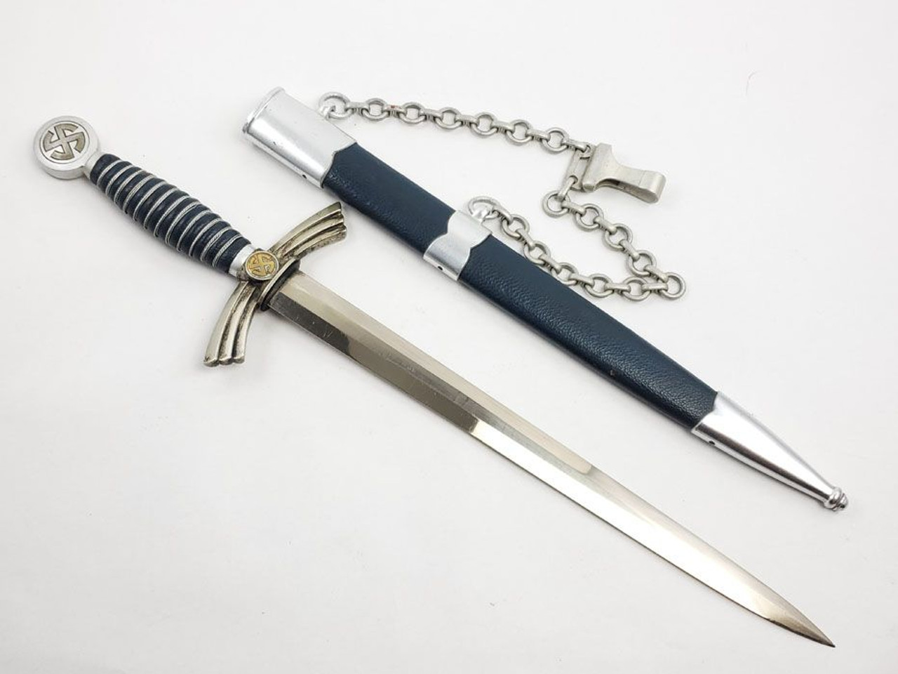 1st Model Luftwaffe Dagger with Chain - 1