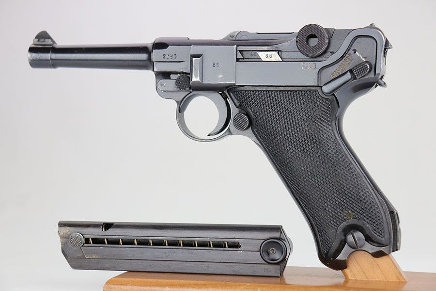 Excellent Black Widow Mauser Luger - 1941 - 1
