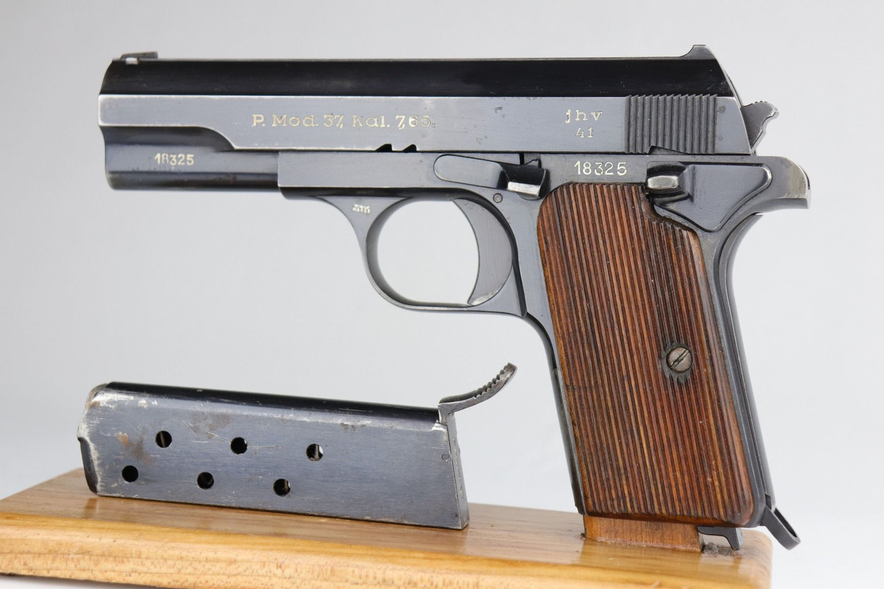 Nazi Femaru Model 37 - Matching Magazine - 1