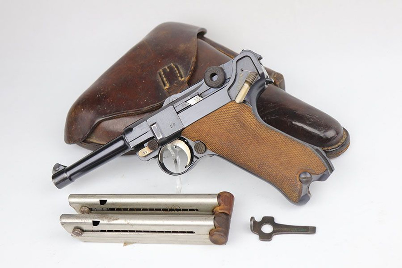 Terrific DWM Luger Rig - Two Matching Magazines - 1