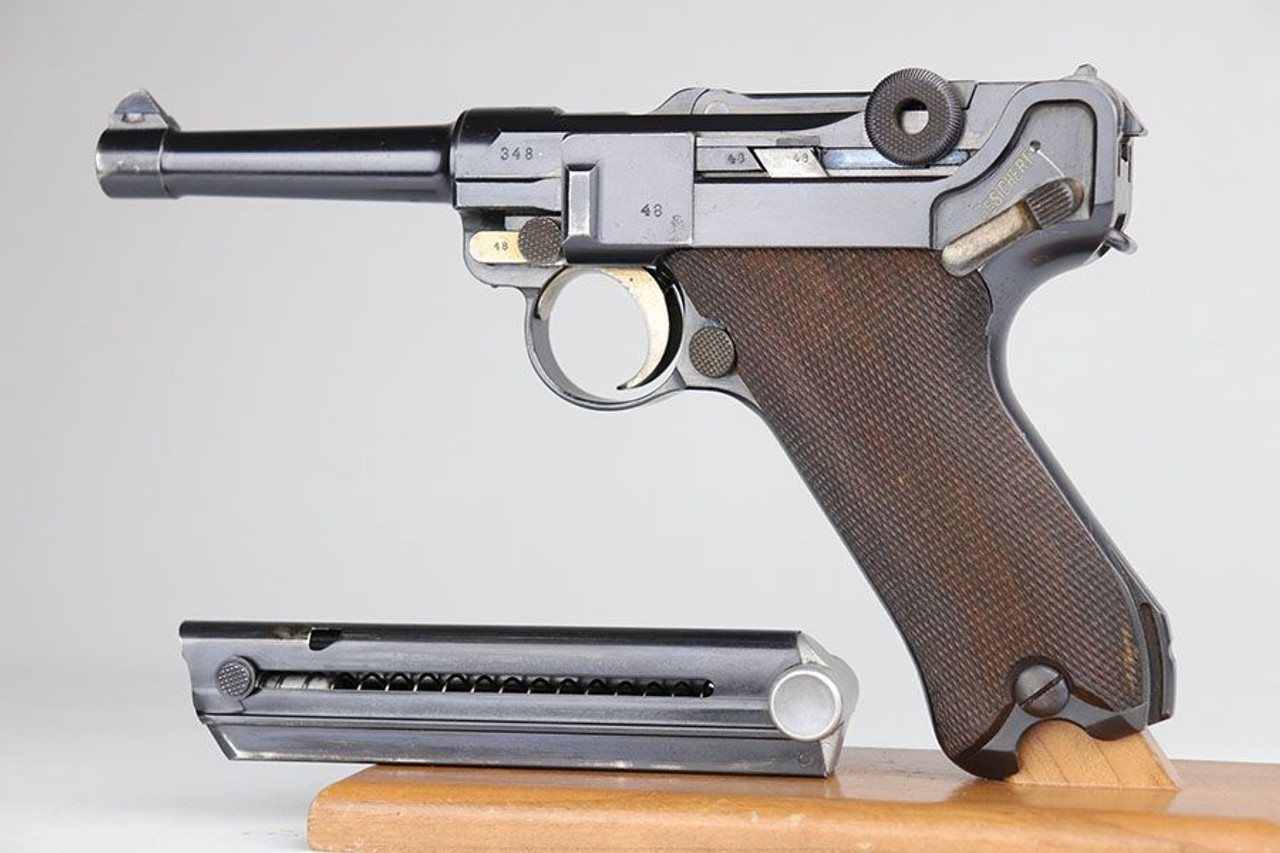 Excellent 1915 DWM Luger - 1