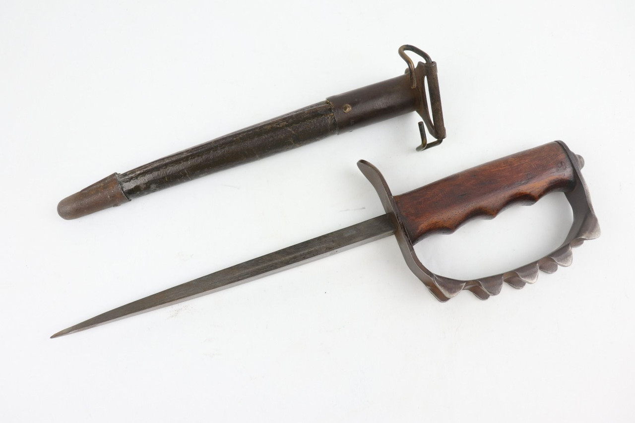 WW1 Trench Knife & Scabbard - AC Co. - 1