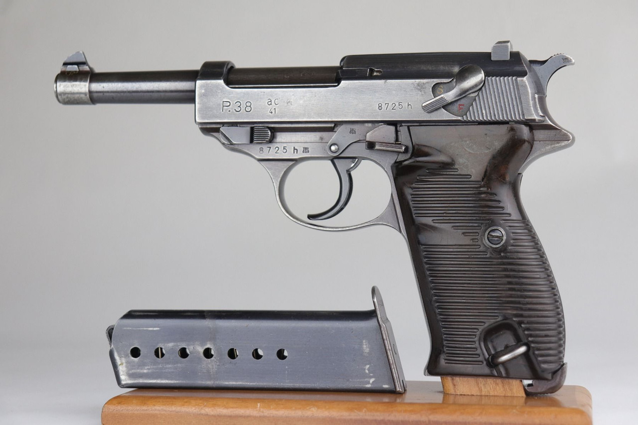 Nazi Walther P.38 "AC 41" - Matching Magazine - 1