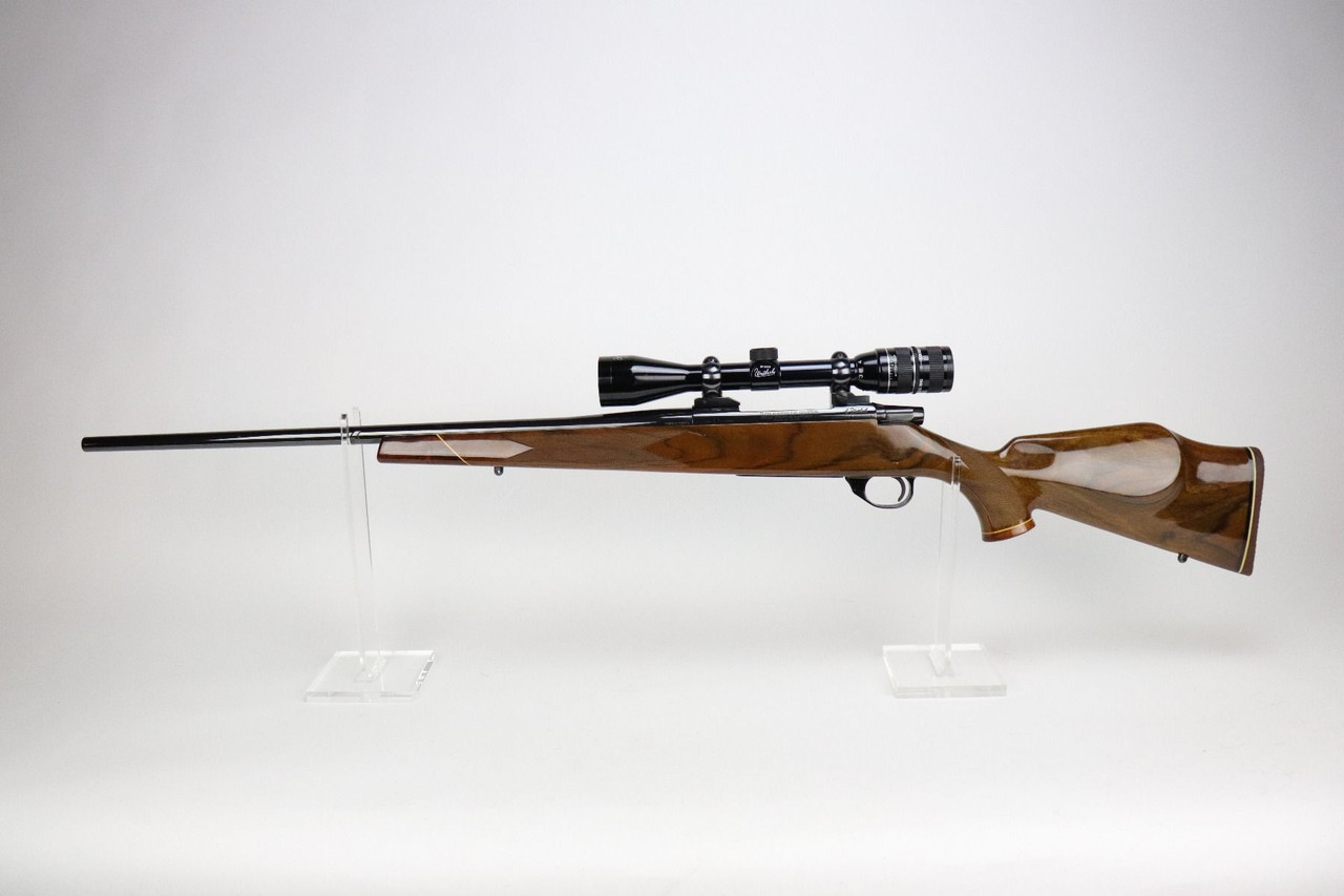 Weatherby Vanguard Bolt Action Rifle - Original Hard Case - 1