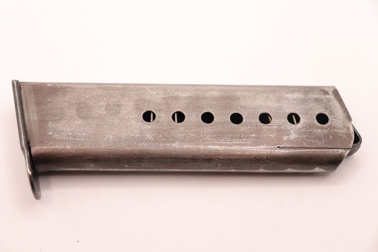 JVD P.38 "U" Magazine - 1