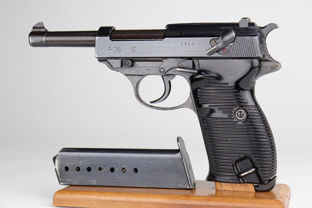 Excellent Nazi Mauser P.38 - byf 44 - 1