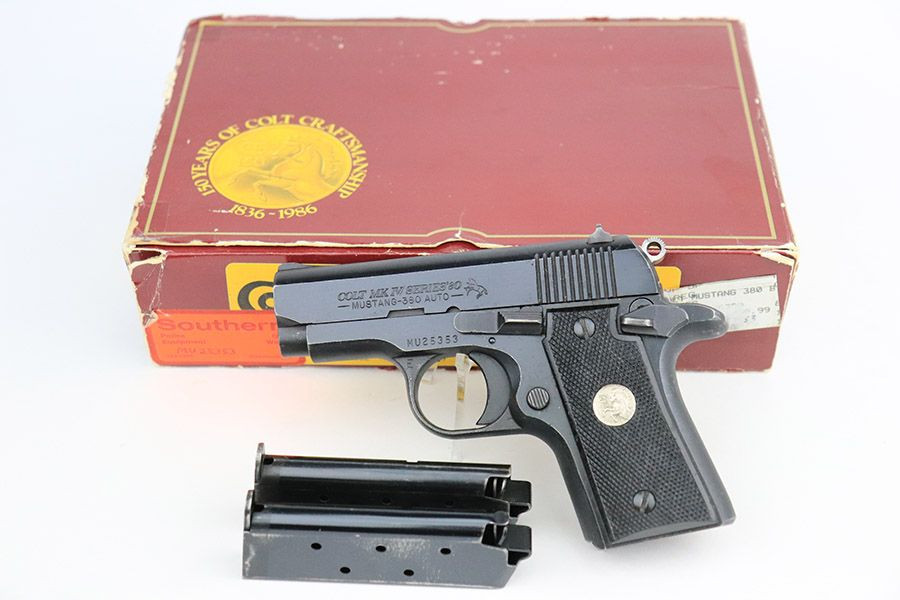 クラウン COLT MUSTANG STARSバイオハザードタイプ エアコキ Unboxing the Air Gun [Colt Mustang] Crown Model's new 10+ toy gun