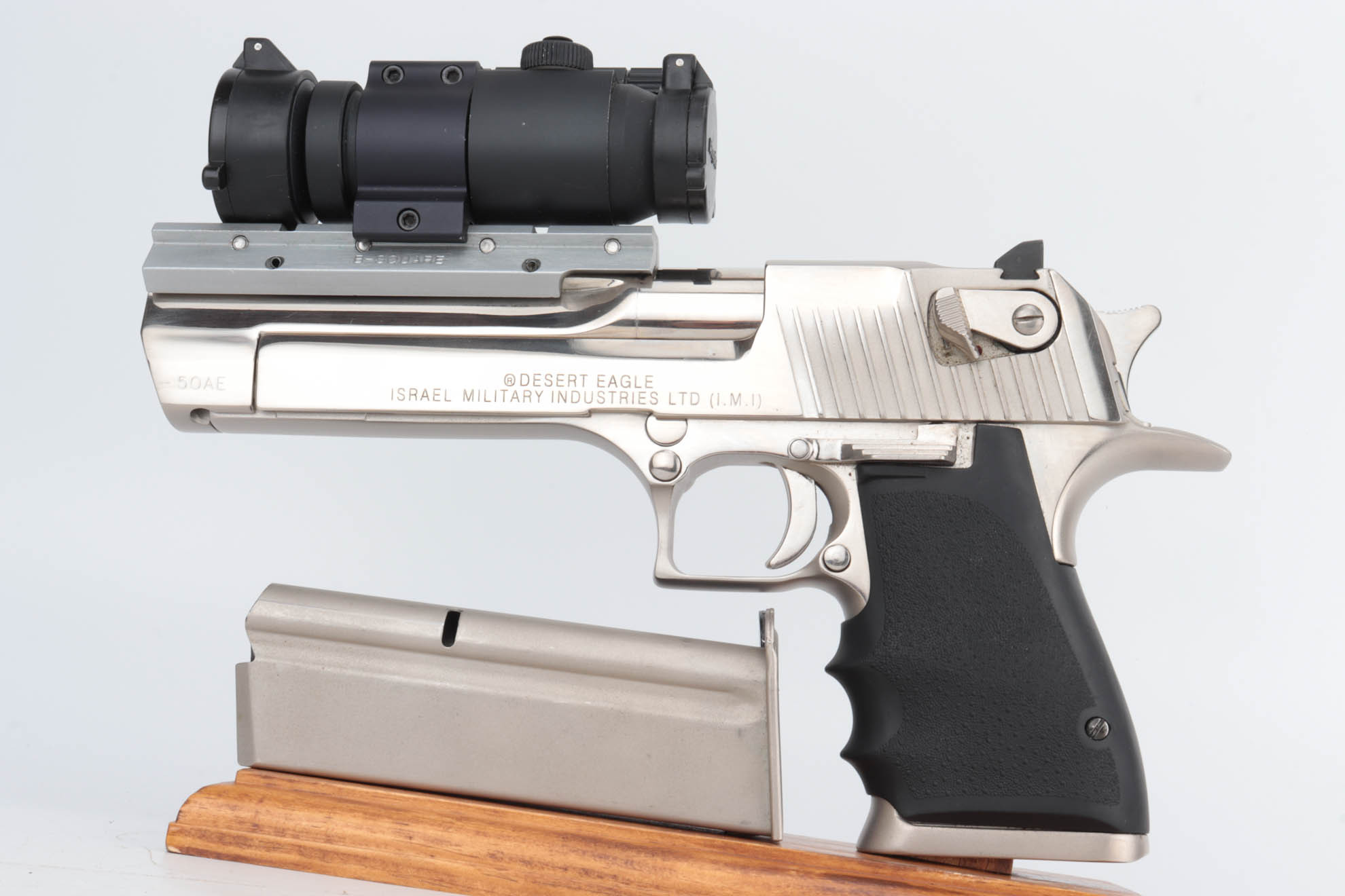SOLD - Excellent IMI Desert Eagle w/ Aimpoint CompM - .50 AE