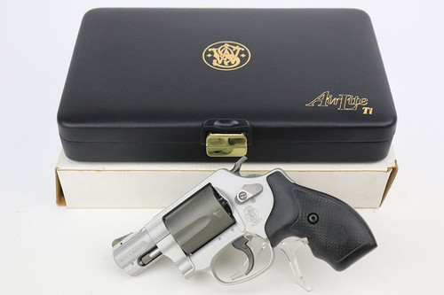 Smith & Wesson Model 337 AirLite Ti - 1