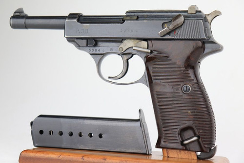 End-of-WW2 Walther P.38 - GI Mismatch - 1