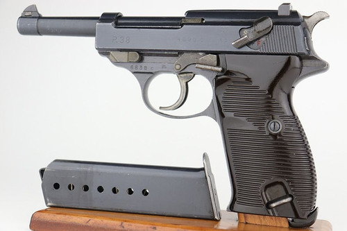 Minty, End-of-WW2 Walther P.38 - GI Mismatch - 1