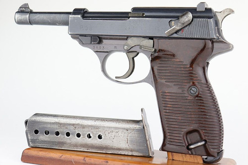 End-of-WW2 Walther P.38 - GI Mismatch - 1