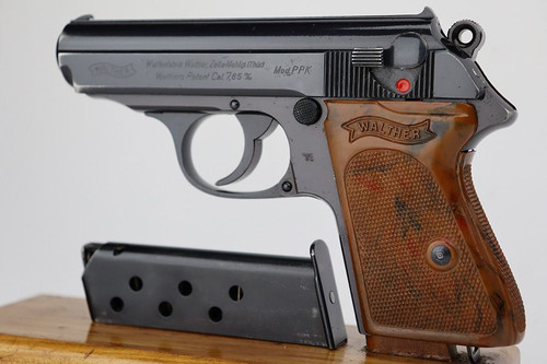 Beautiful Police Walther PPK - 1