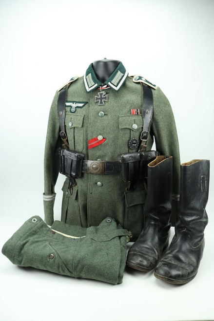 "Der Spiess" German Werchmacht NCO Uniform Set - 1