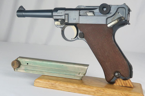 Excellent 1915 DWM Luger - 1