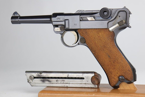 Minty 1918 DWM Luger - Matching Magazine - 1