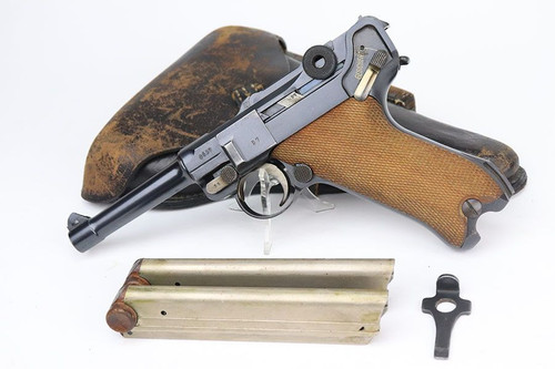 Beautiful 1918 DWM Luger Rig - Two Matching Magazines - 1