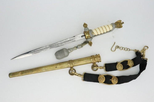 Etched Kriegsmarine Dagger with Portepee & Hanger - 1