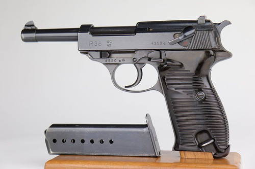 Beautiful Walther P.38 - ac 42 - 1