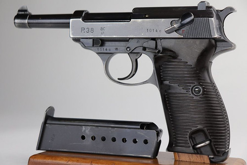 1941 Walther P.38 - Matching Magazine - 1