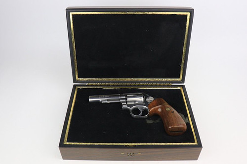 Presentation Smith & Wesson 65-2 Revolver - 1
