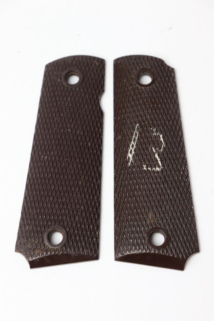 Original WWII Colt 1911A1 Brown Phenolic Resin Grips - photo 1 of 5