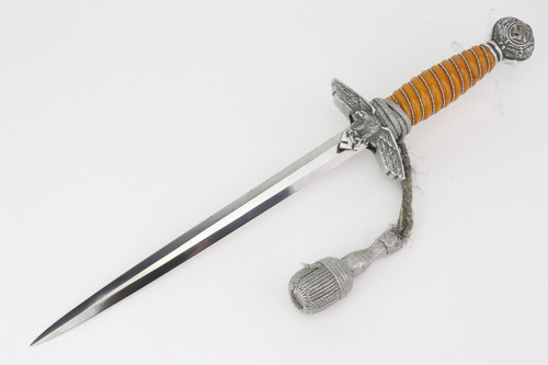 German 2nd Model Luftwaffe Dagger w/ Portepee - photo 2 of 12