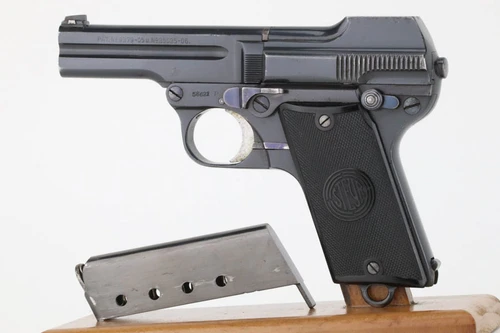 Steyr Pieper Model 1908/34 pistol rig - left side with magazine