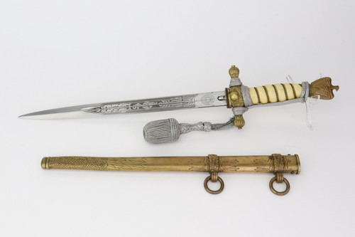 Etched Kriegsmarine Dagger with Portepee - photo 2 of 18
