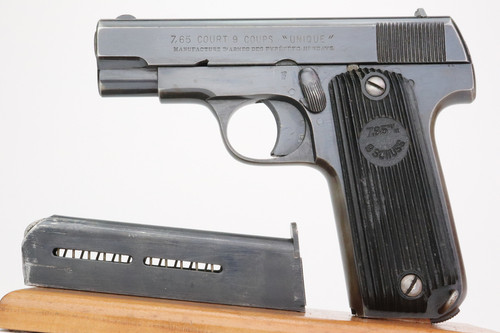 Nazi French Unique Model 17 (31025 - 37147 - RJ)