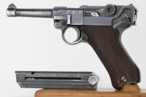 SOLD - 2nd Variation 1937 Mauser Luger Rig