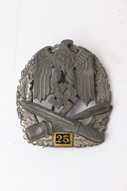 WW2 German 25 Assault Badge - Likely Repro - photo 1 of 4