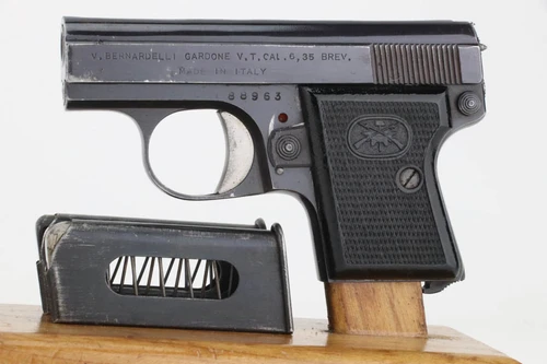 Bernardelli vest pocket 6.35mm pistol with box - left side with magazines