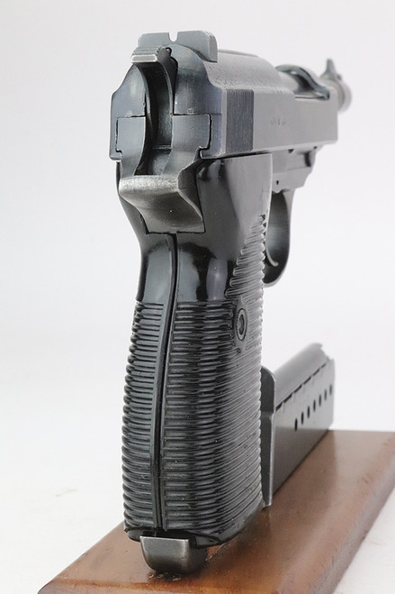 Excellent Mauser P.38 - byf 44 - photo 2 of 11