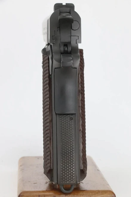 Excellent 1943 Colt 1911A1 - photo 2 of 11