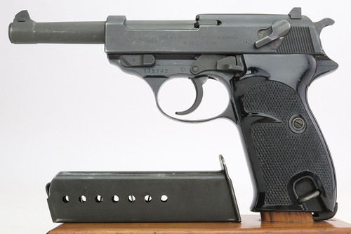SOLD -Minty 1962 Walther P.38 SOLD -Minty 1962 Walther P.38