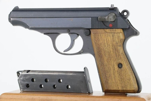 Minty, End-of-War Waffen Walther PP - Interesting Factory Error - 1