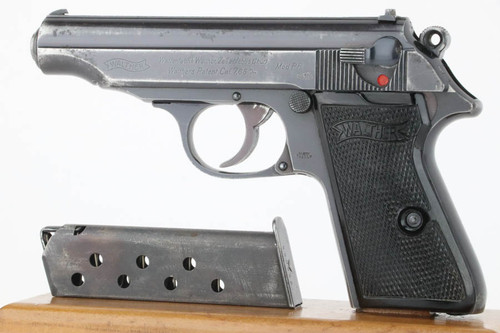 Scarce Luftwaffe Contract Walther PP - Matching Magazine